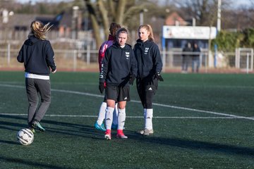 Bild 36 - Frauen SG Holstein Sued - SV Gruenweiss-Siebenbaeumen : Ergebnis: 0:2